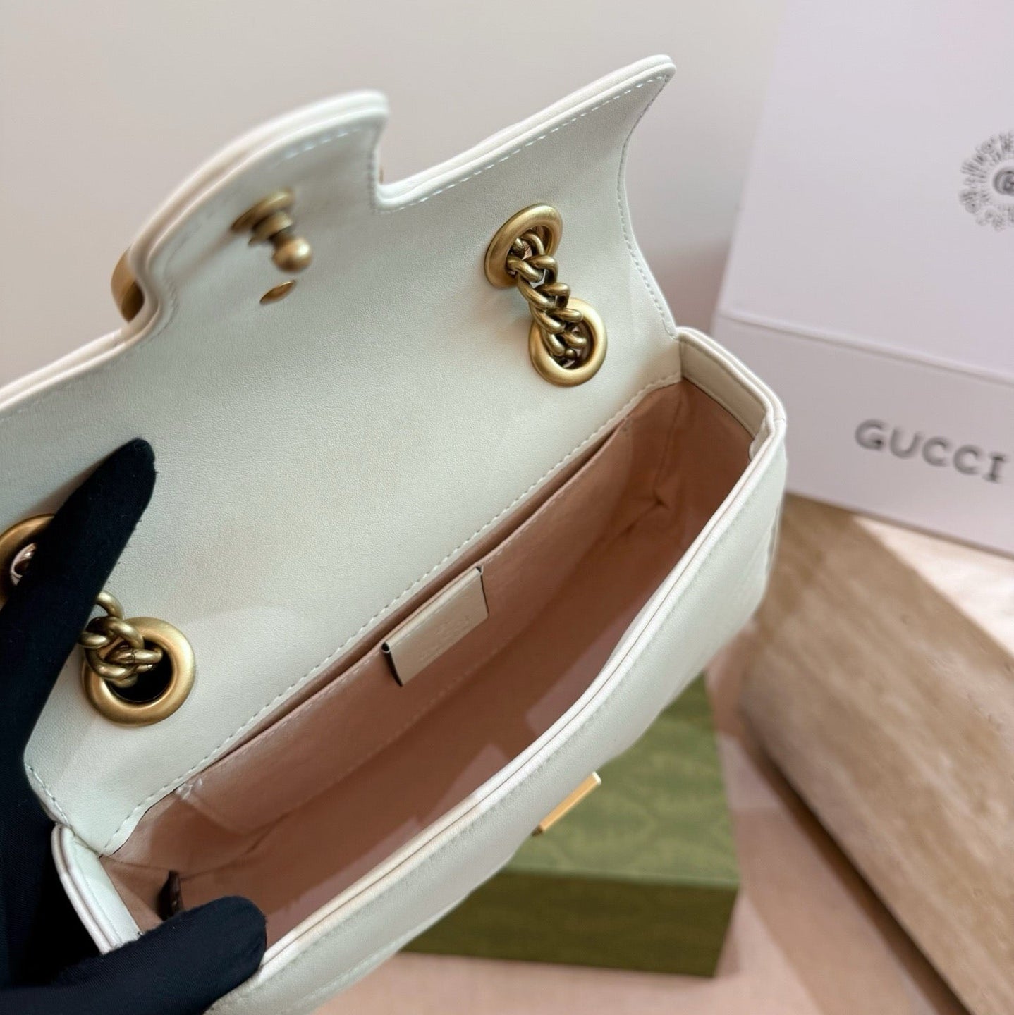 MARMONT SHOULDER BAG WHITE
