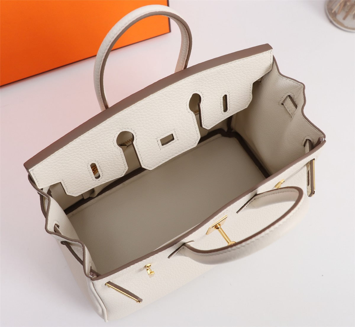 BIRKIN 30 – WHITE WITH GOLD HARDWARE