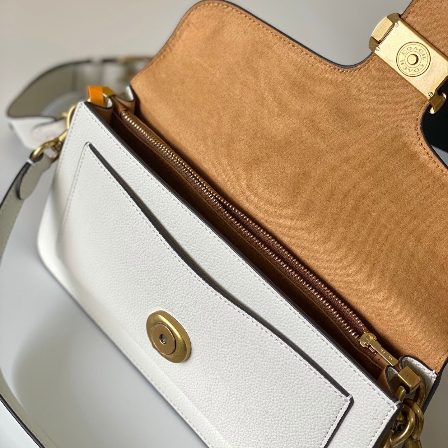THE TABBY 26CM BAG - WHITE