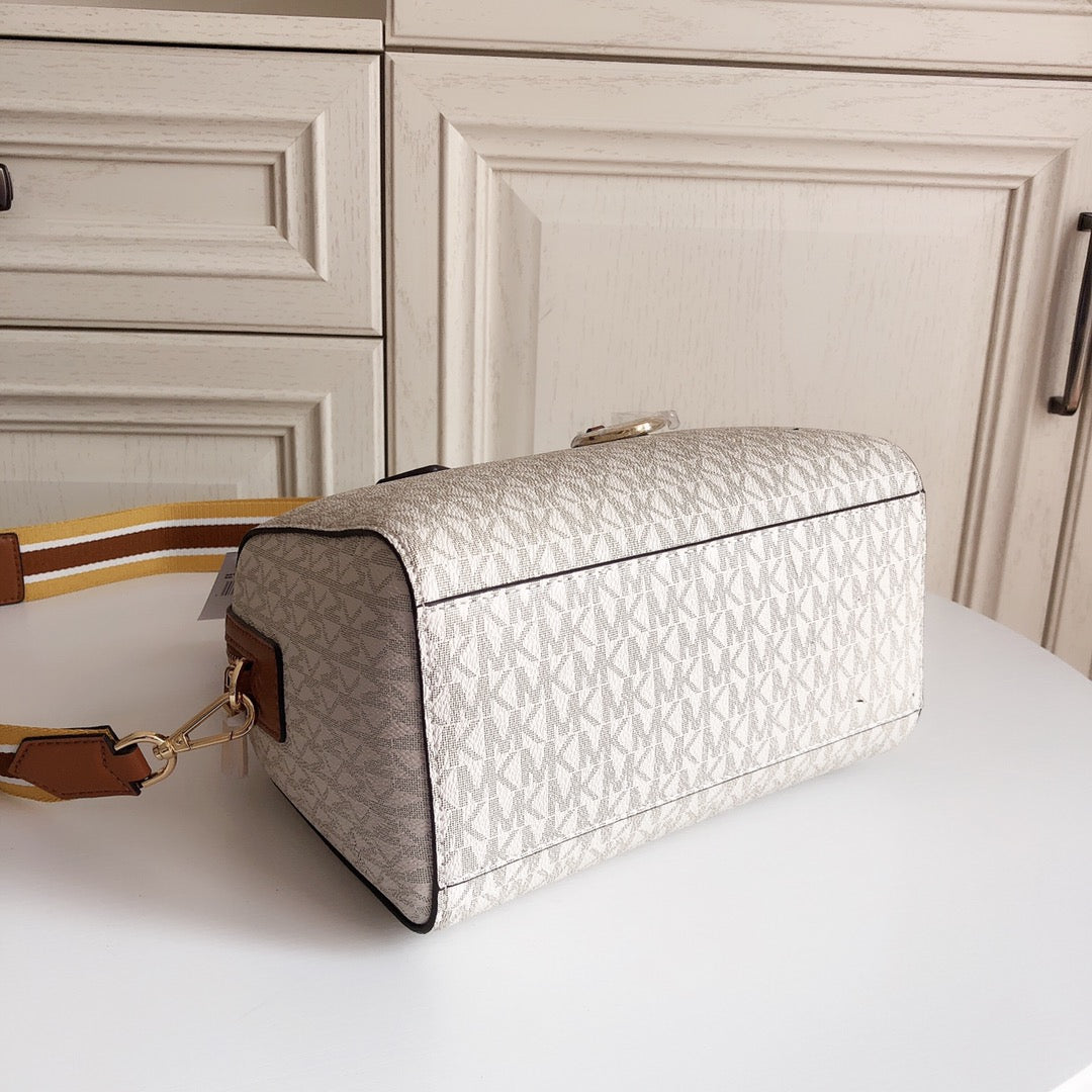 SATCHEL CROSSBODY BAG -  WHITE