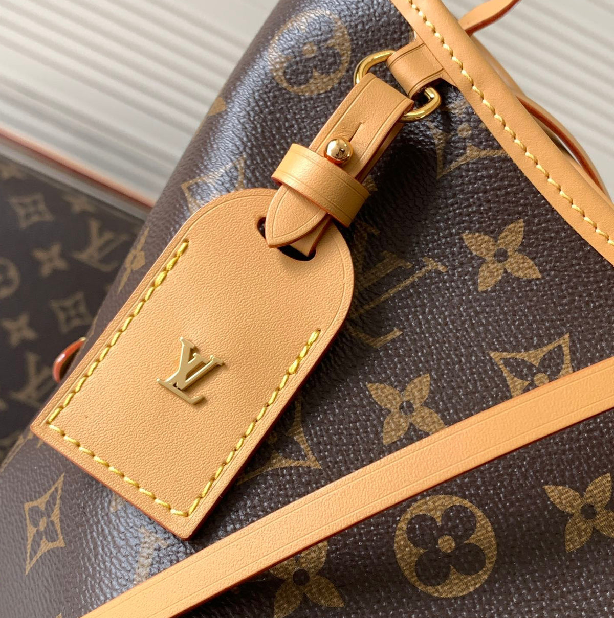 CARRYALL BAG
