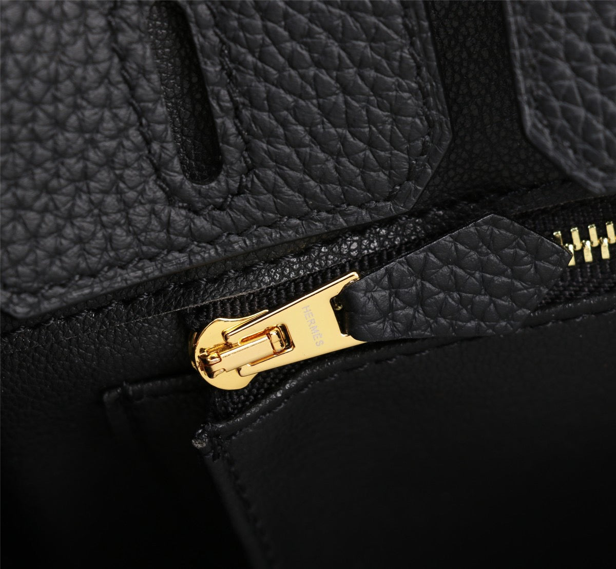 BIRKIN 30 – BLACK WITH GOLD HARDWARE
