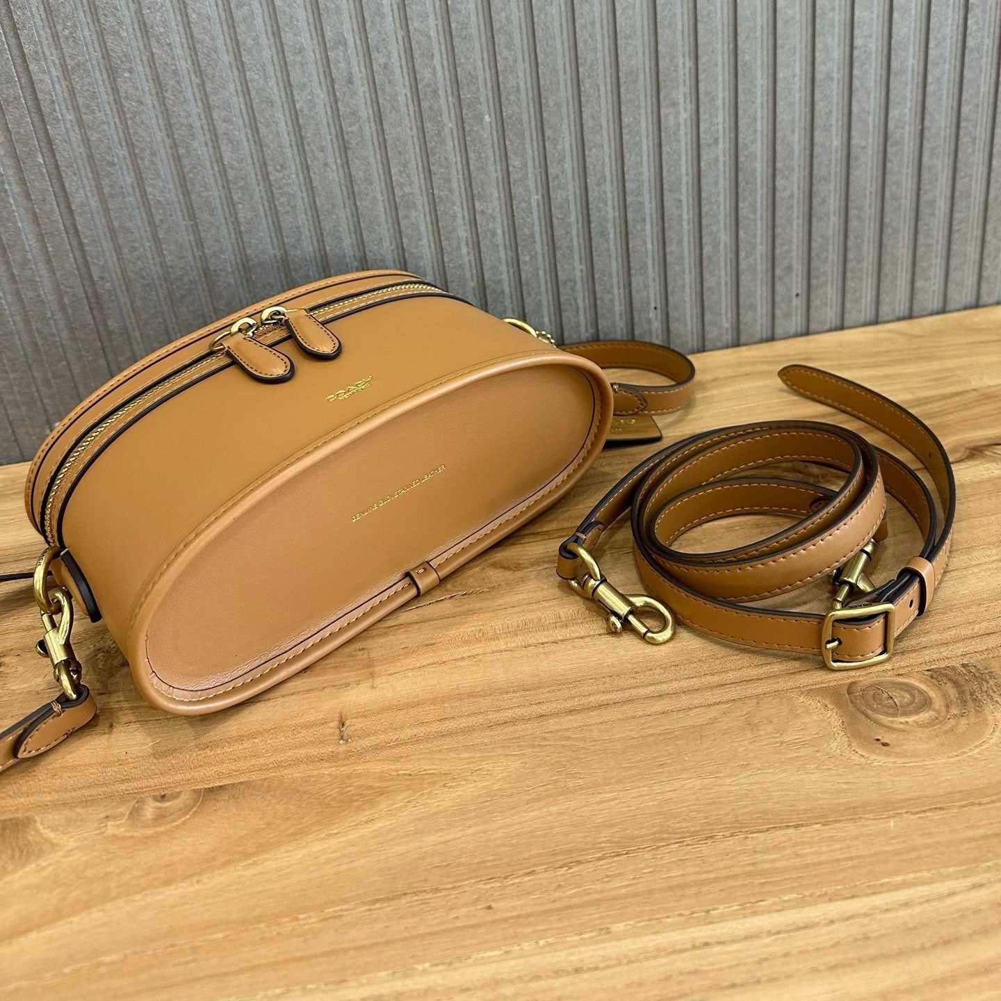 TRAIL BAG - MUSTARD
