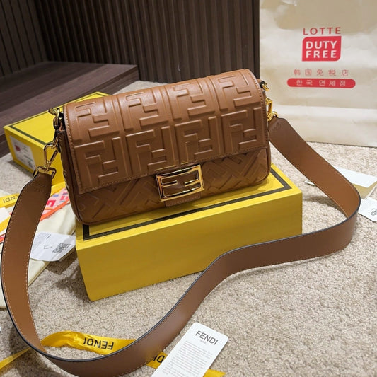 MINI EMBOSSED BAGUETTE BAG – BROWN