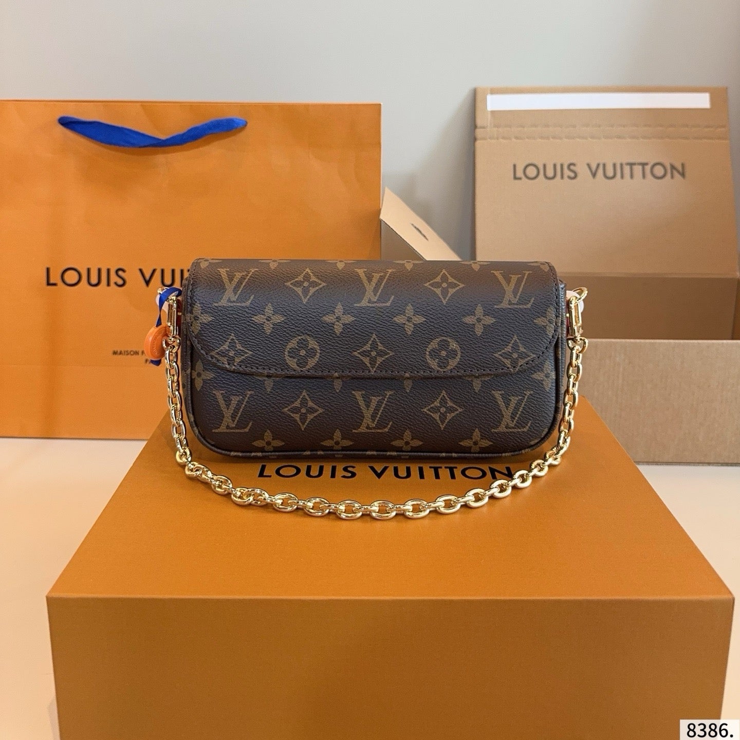 THE IVY BAG