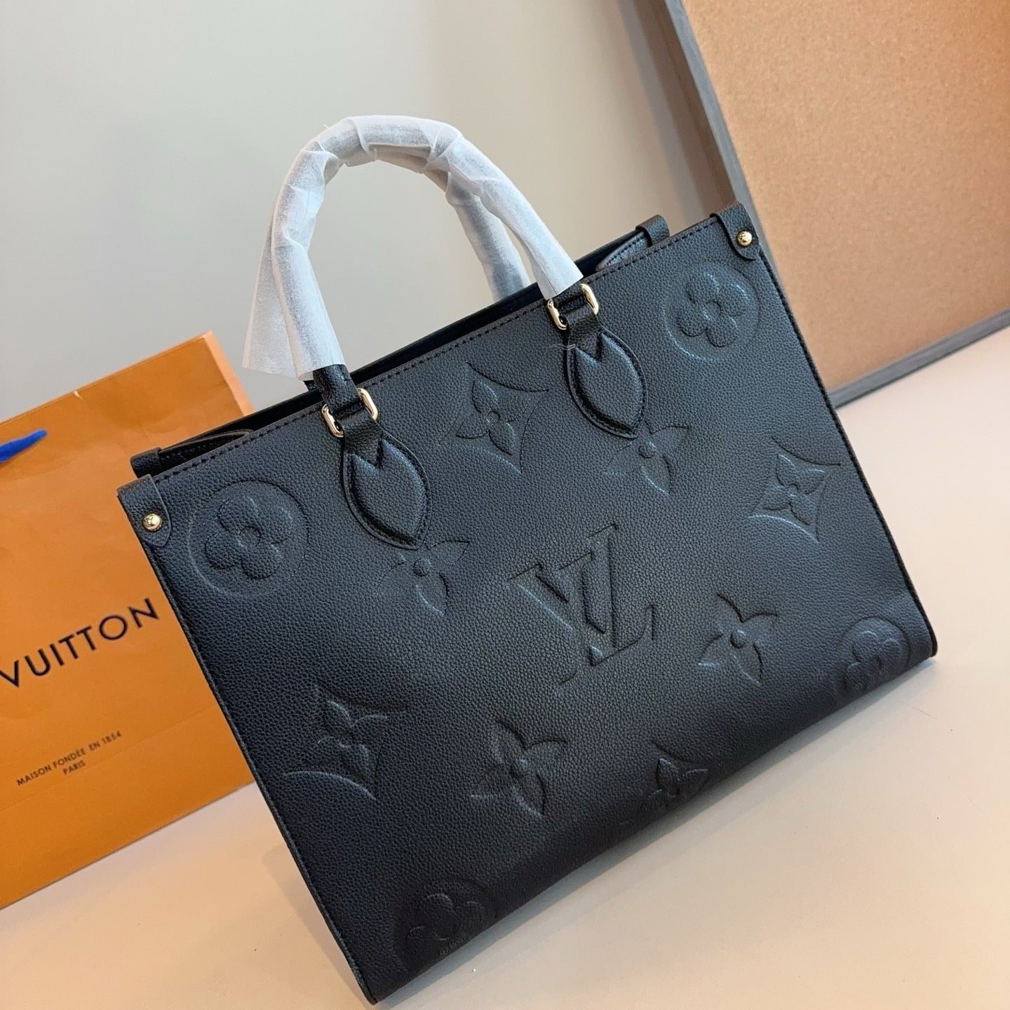ON THE GO BAG