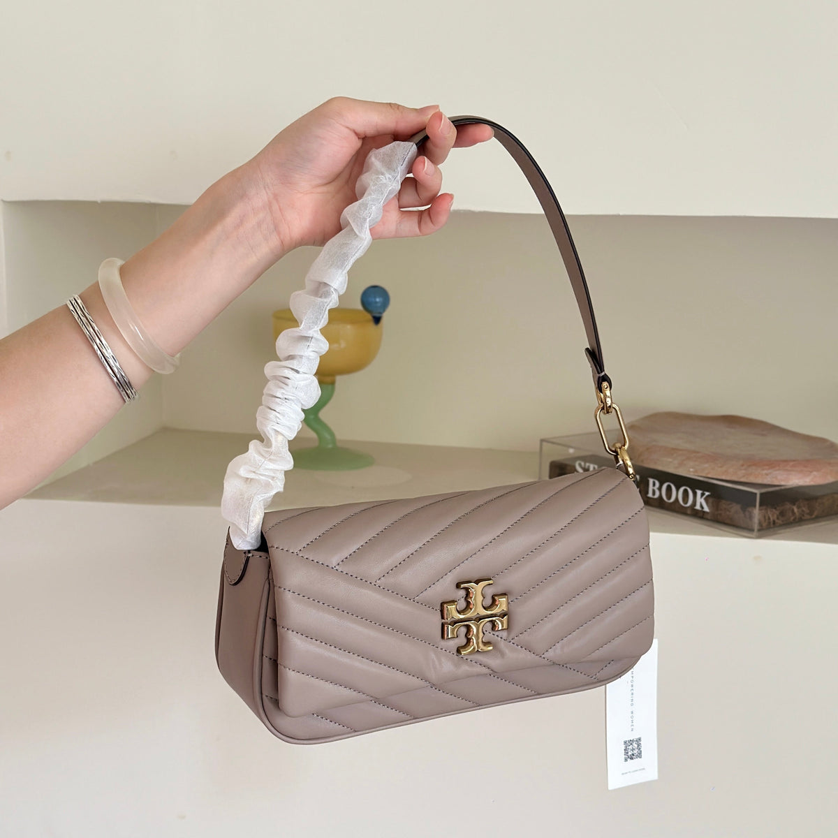 THE KIRA CHEVRON SMALL FLAP SHOULDER BAG - STONE