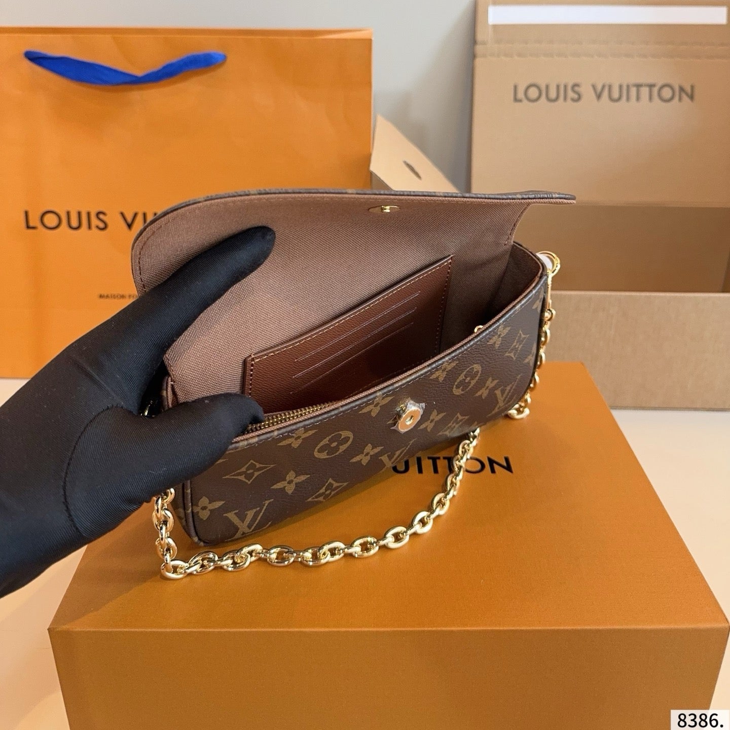 THE IVY BAG