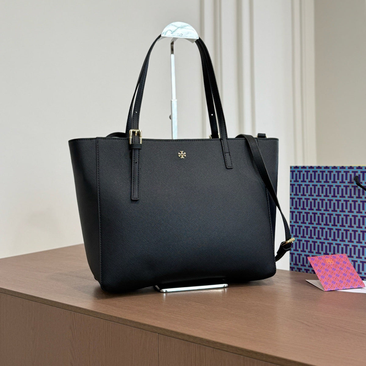 TB EMERSON TOTE BAG – BLACK