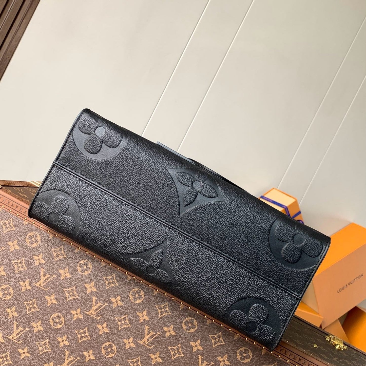 ON THE GO BAG