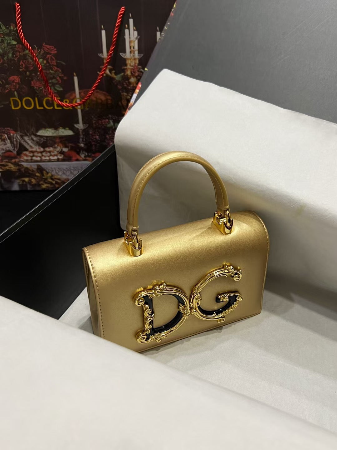 AMORE TOP HANDLE BAG – GOLD