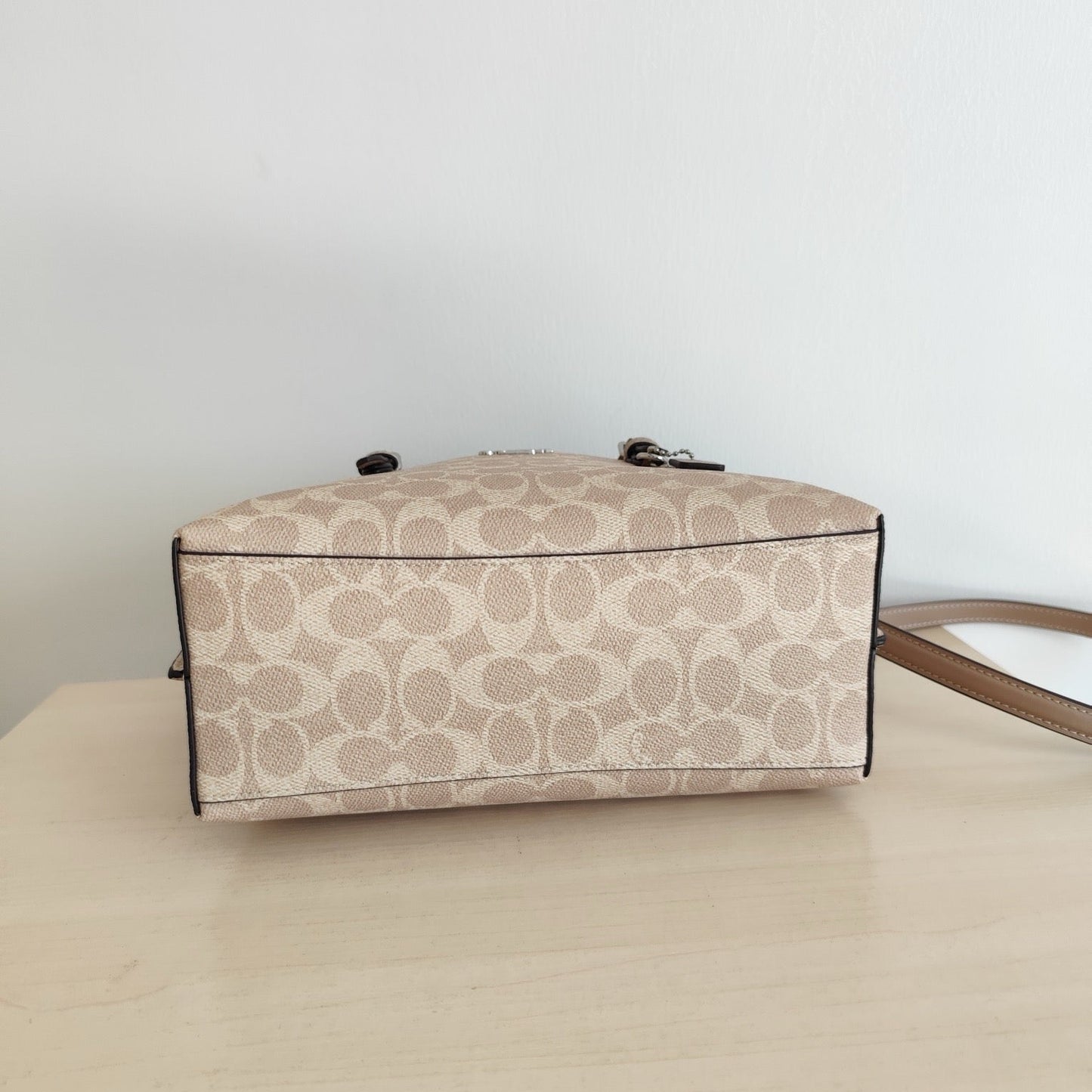 MOLLIE TOTE 25 BAG - NUDE