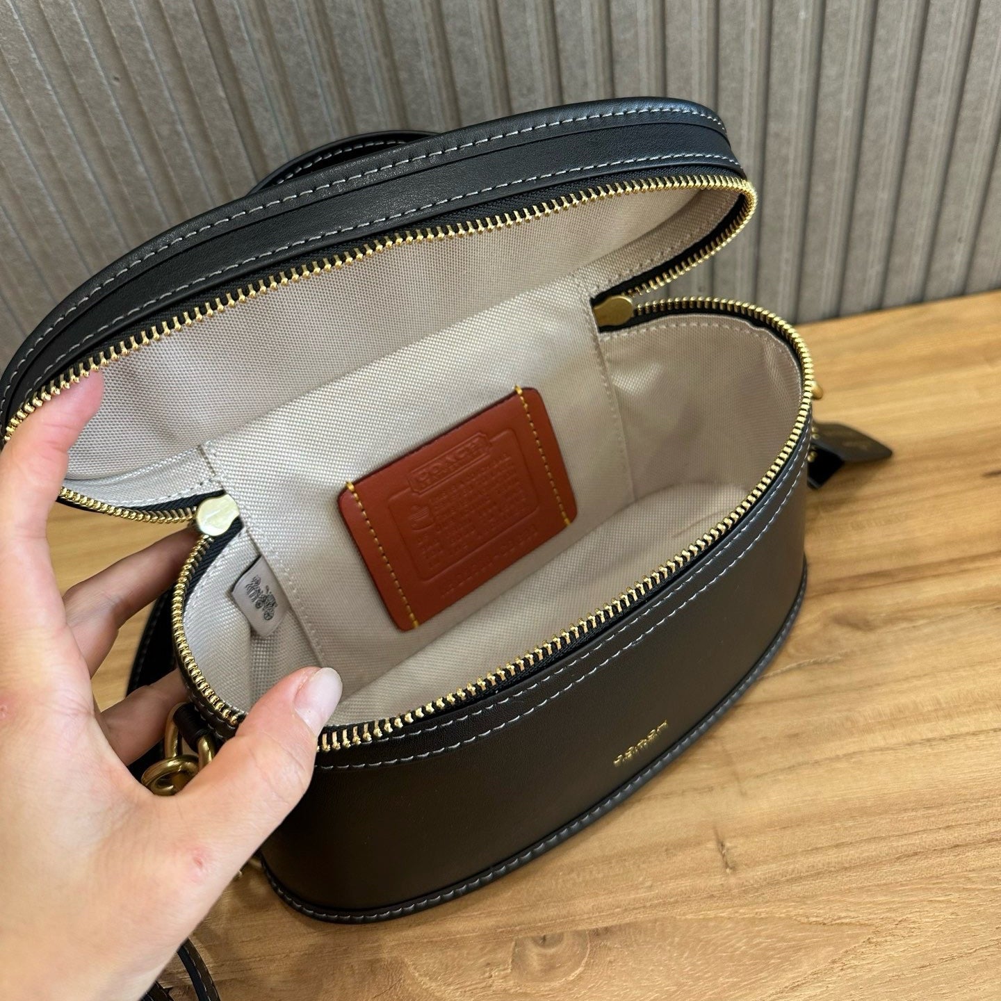 TRAIL BAG - BLACK