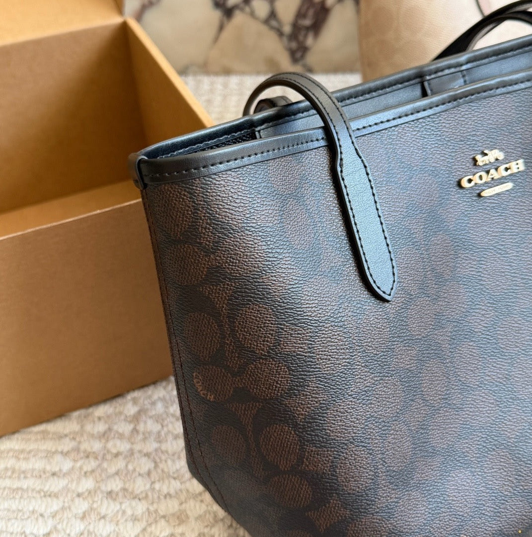 LARGE CITY TOTE - DARK BROWN