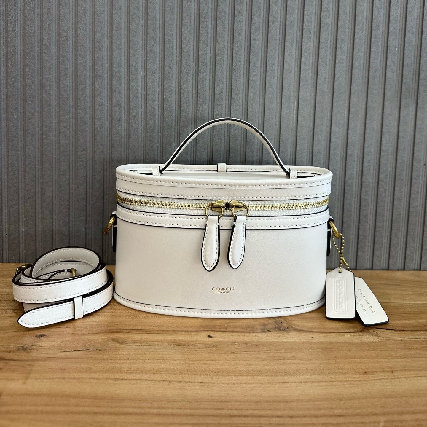 TRAIL BAG - WHITE