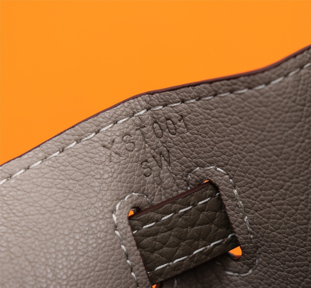 BIRKIN 30 – ÉTOUPE WITH PALLADIUM HARDWARE