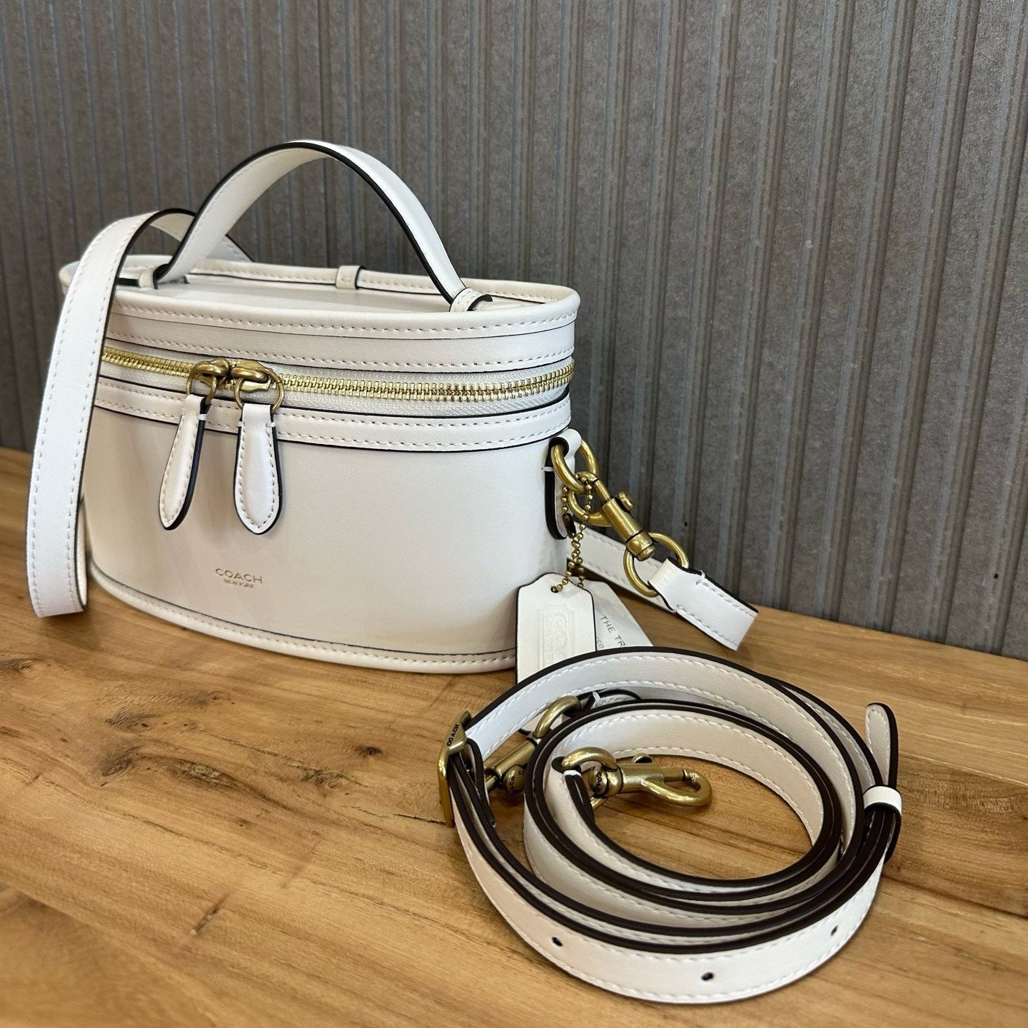 TRAIL BAG - WHITE
