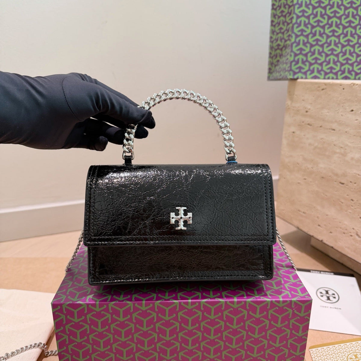 MINI XS KIRA CHAIN HANDLE BAG – BLACK