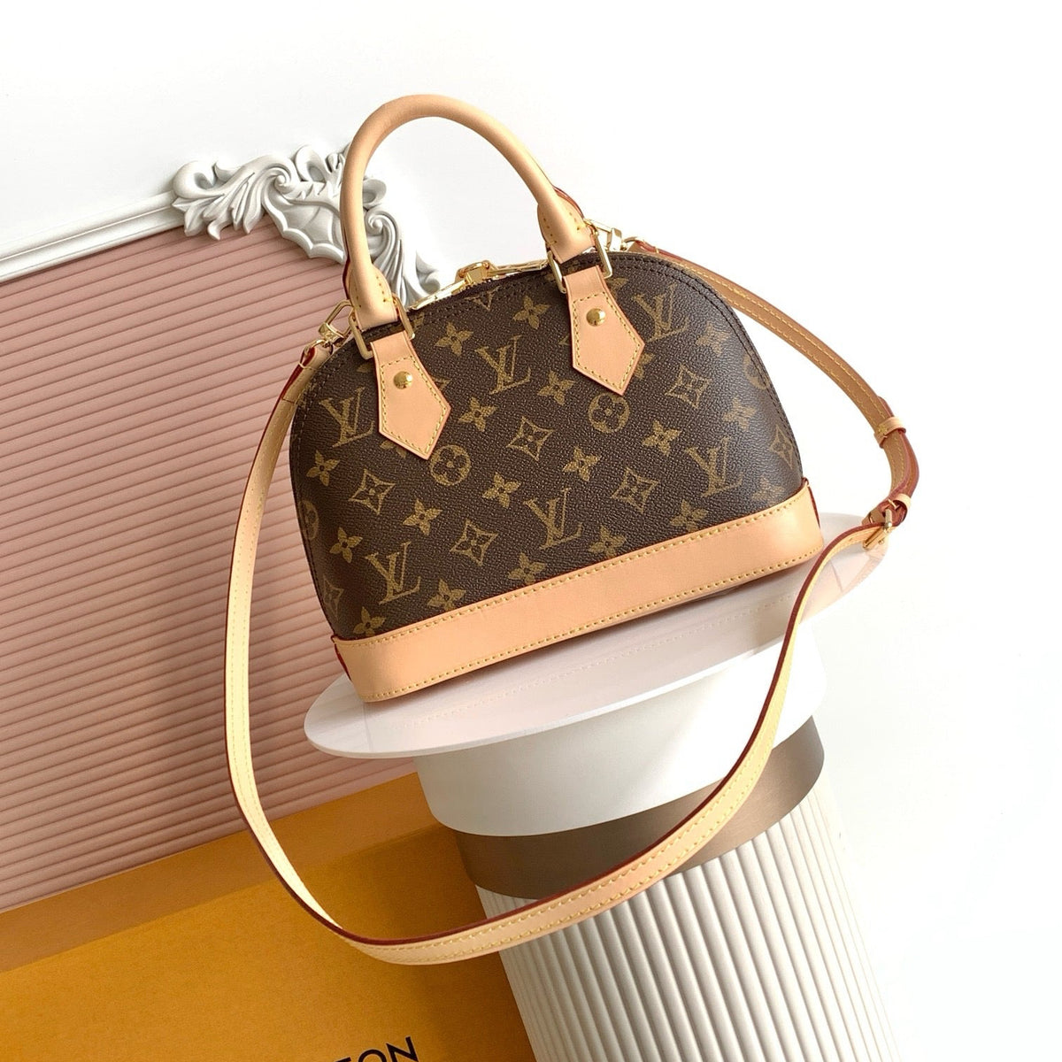 ALMA BAG - LIGHT BROWN