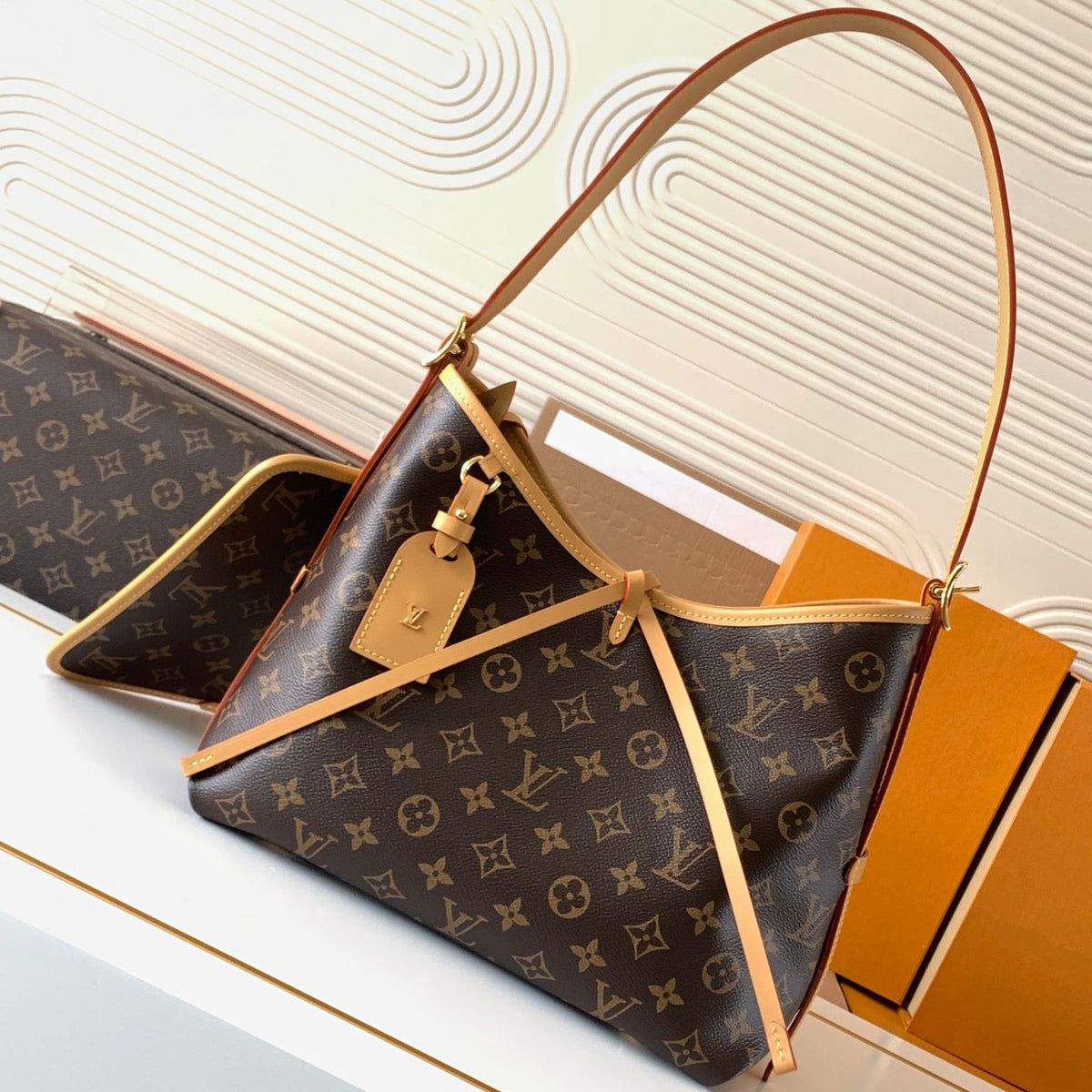 CARRYALL BAG