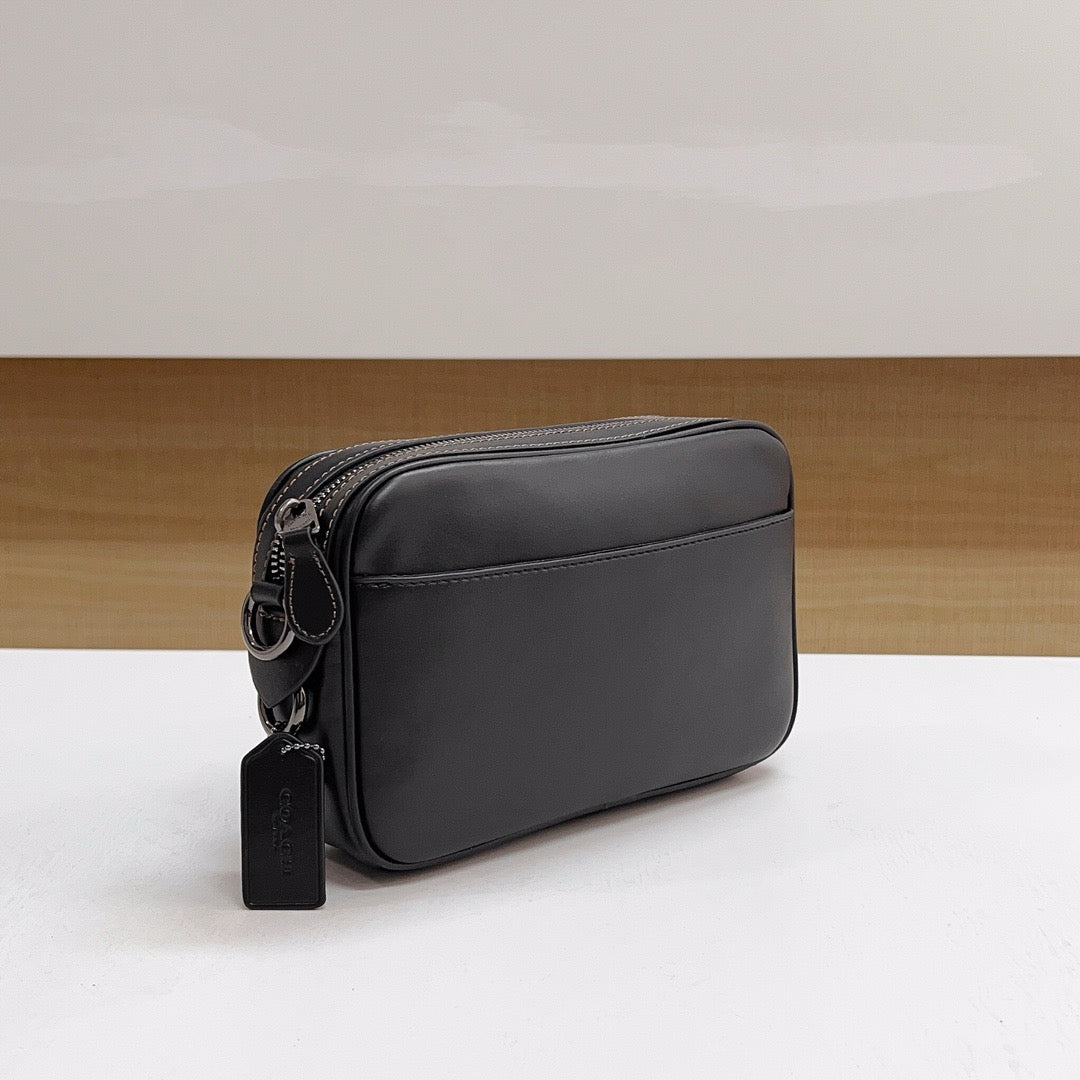GRAHAM MENS BAG - PLAIN BLACK