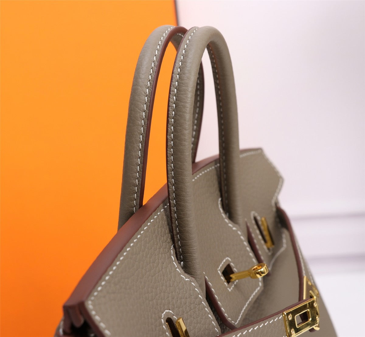 BIRKIN 30 – ÉTOUPE WITH GOLD HARDWARE