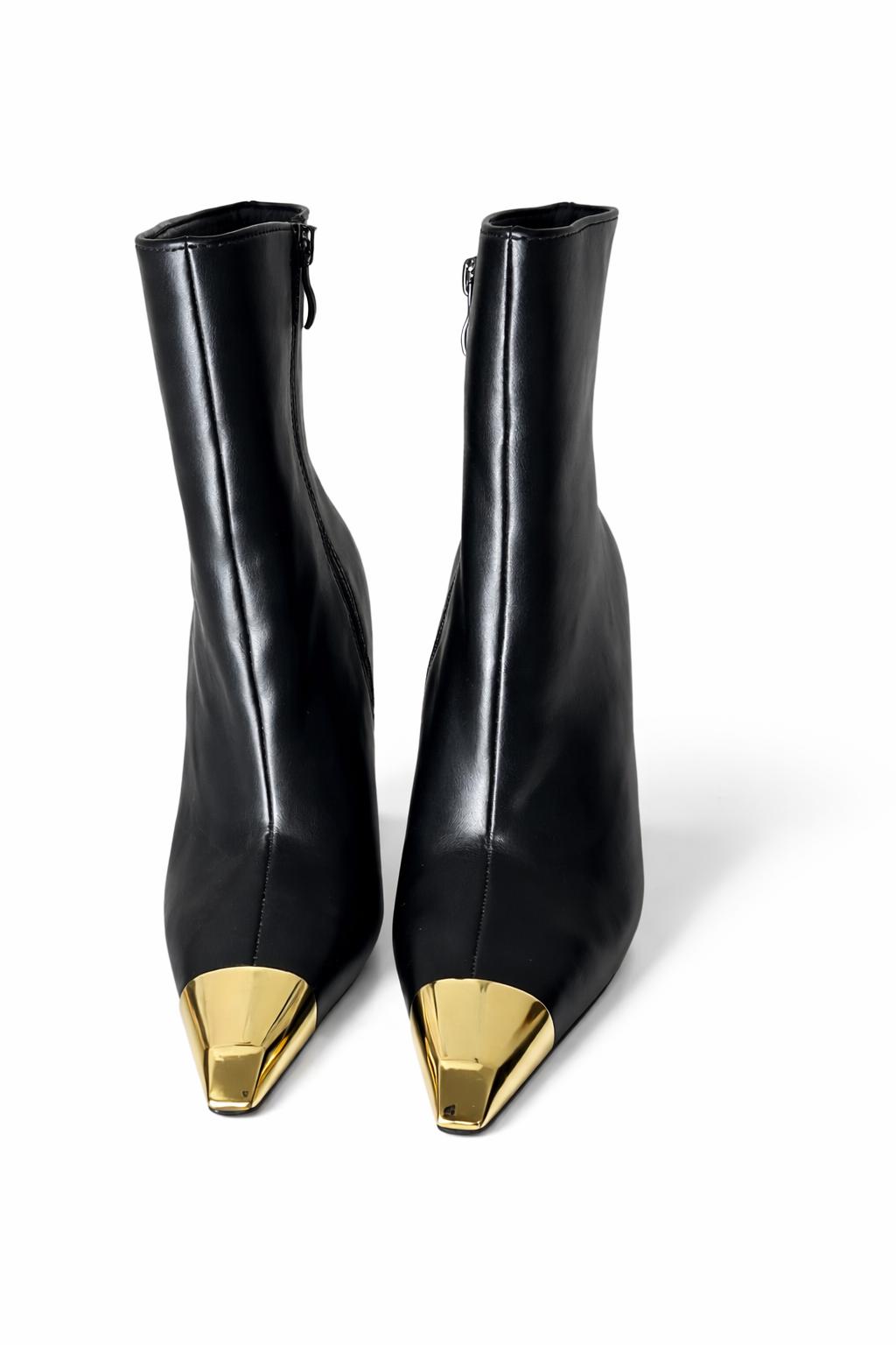 BV - HEEL BOOTS