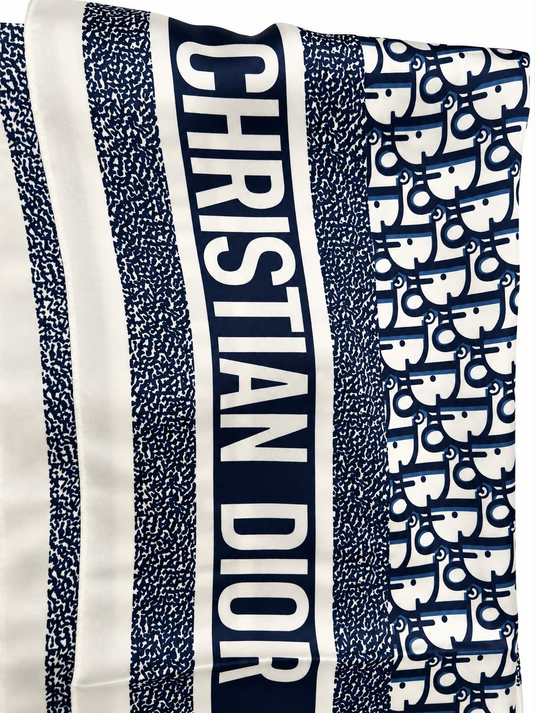 CD - SILK SCARF