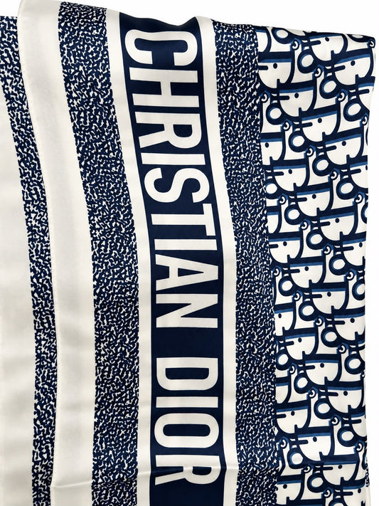 CD - SILK SCARF